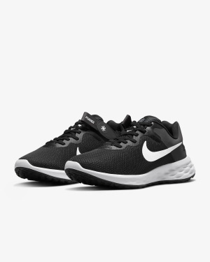 Дамски маратонки Nike Revolution 6