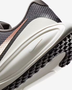 Маратонки Nike Revolution 8