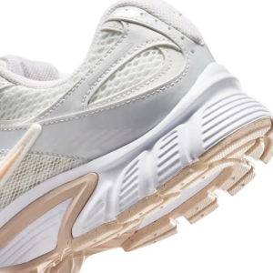 Дамски маратонки NIKE V5 RNR