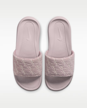 Дамски чехли Nike WMNS VICTORI ONE SLIDE PRINT