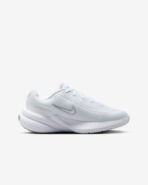 Маратонки NIKE UPLIFT SC BG