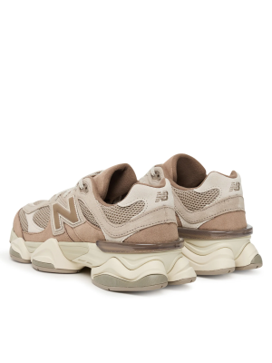 Дамски маратонки New Balance 9060