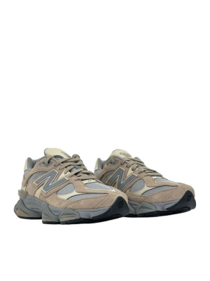 Дамски маратонки New Balance 9060